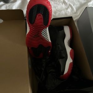 Jordan 11s
